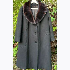 Vintage Black Wool Lined Coat with Dark Mink Collar Nice Seam Detail XL